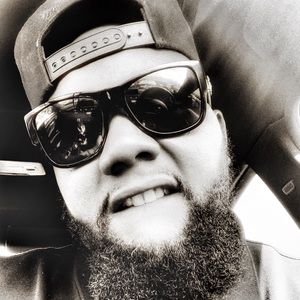 Meet your Posher, Clarence